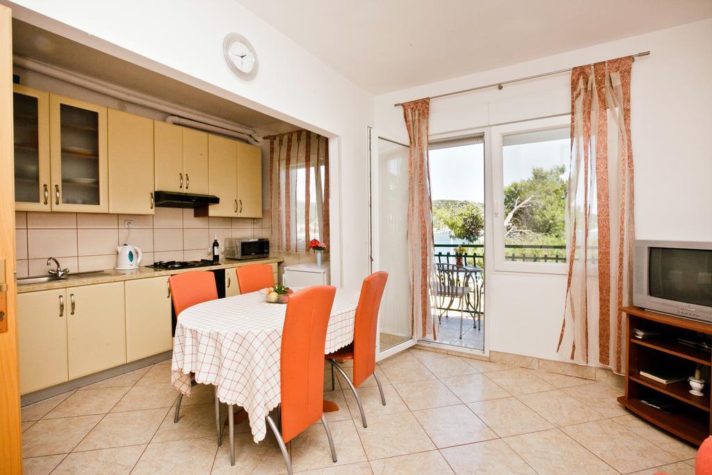 Villa Stana Vinišće Exterior foto