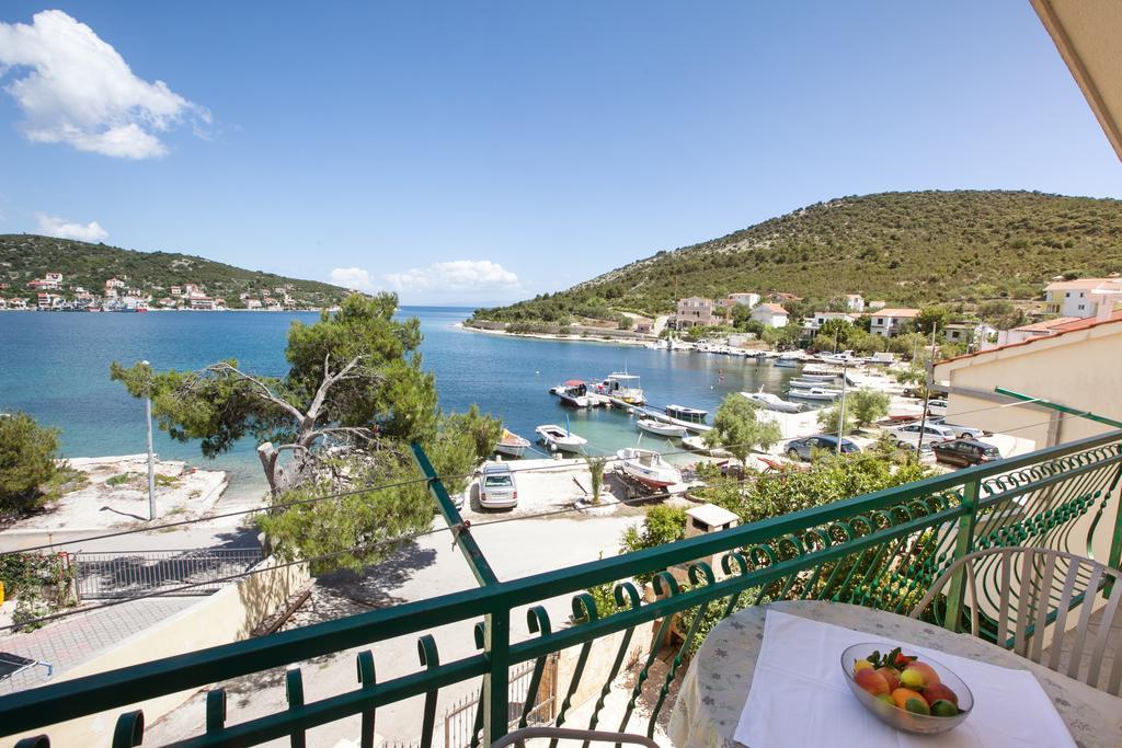 Villa Stana Vinišće Exterior foto
